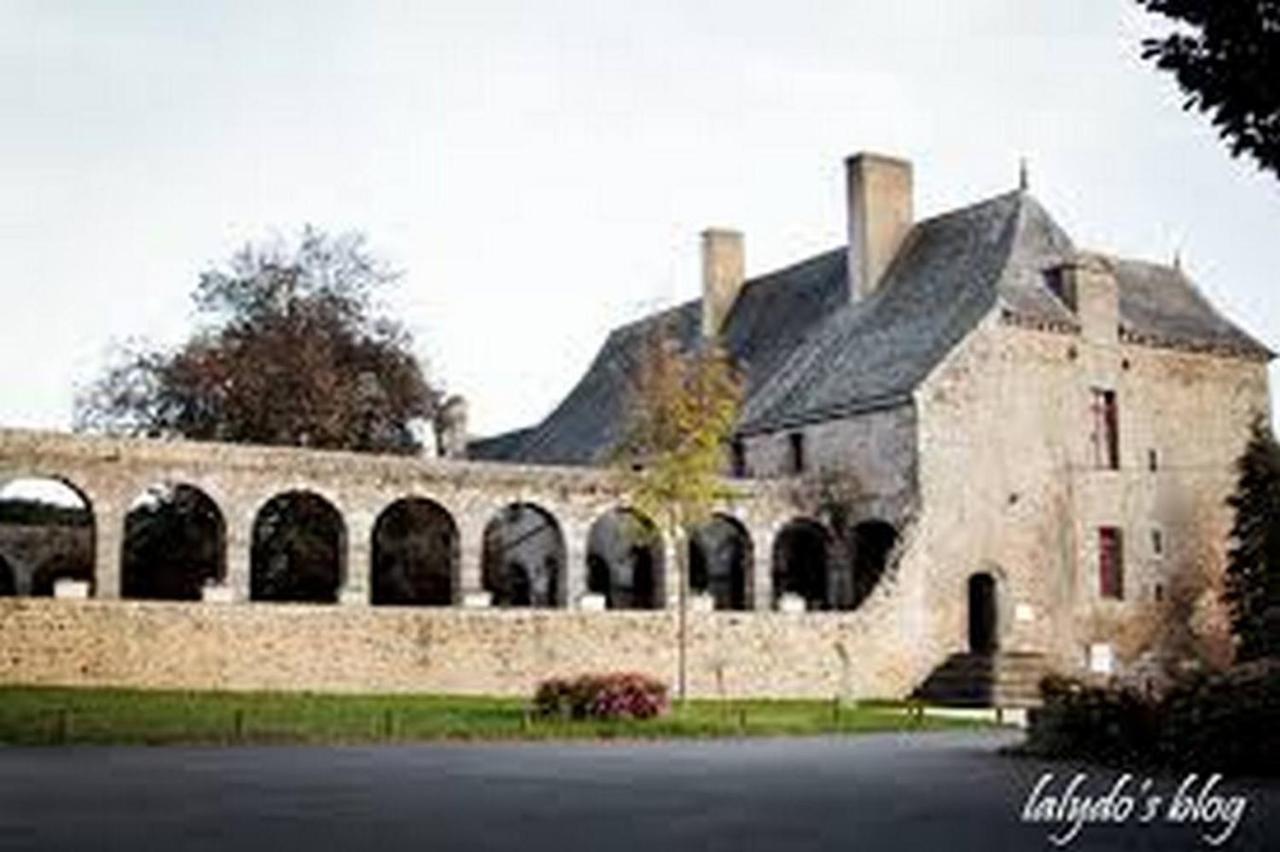 Les Cottages Du Golf Le Tronchet  Exterior photo